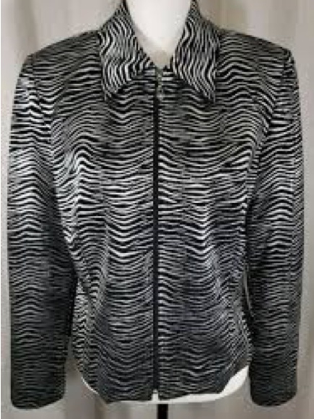 Joseph Ribkoff Vintage Black And White Zebra Print Zippered Jacket.
